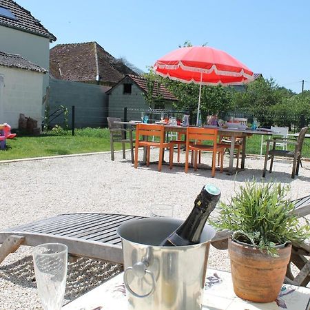 La Ferme De Mon Enfance Villechétif Exterior foto