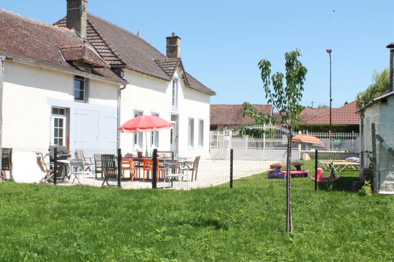La Ferme De Mon Enfance Villechétif Exterior foto